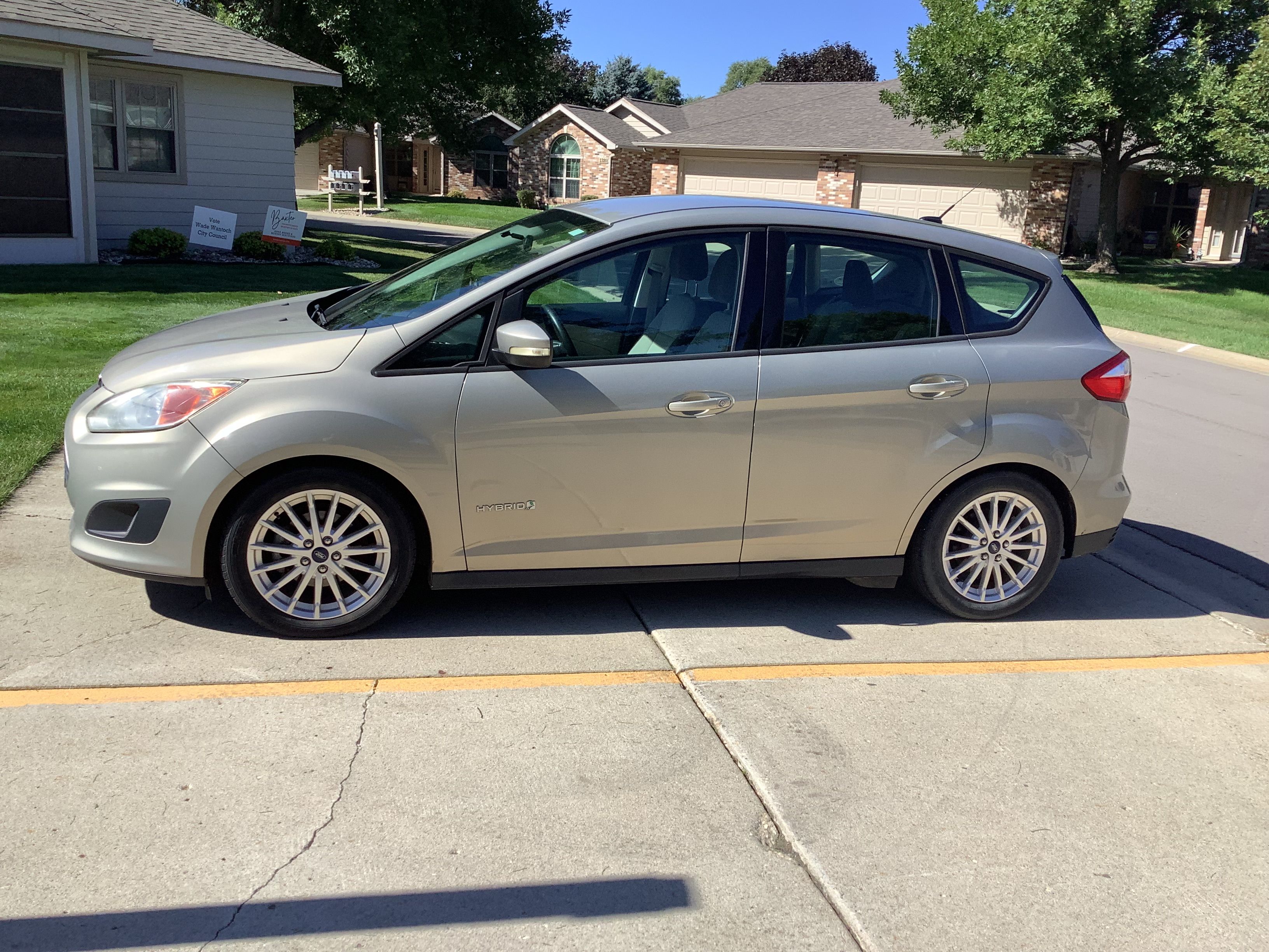 Used 2015 Ford C-MAX SE FWD image 4