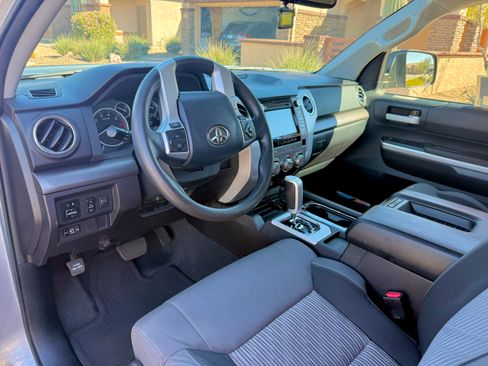 Used 2014 Toyota Tundra SR5 w/ SR5 Upgrade Package image 5