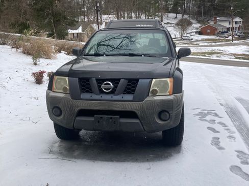 Used 2007 Nissan Xterra X image 2