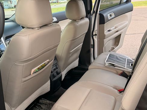 Used 2013 Ford Explorer Limited AWD/4WD image 8