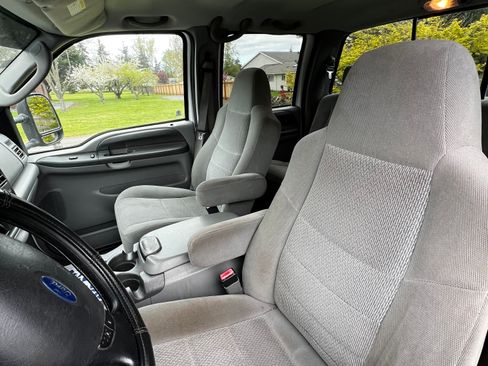 Used 2004 Ford F250 XL AWD/4WD image 10