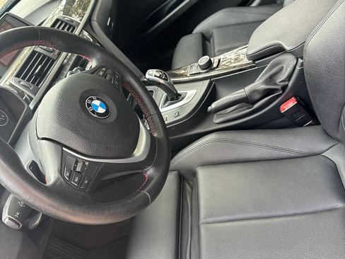 Used 2017 BMW 330i Sedan image 17