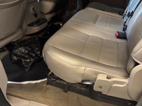 Used 2008 Ford F250 Lariat image 2