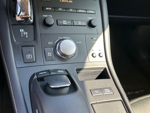 Used 2012 Lexus CT 200h Premium w/ Leather Pkg FWD image 14