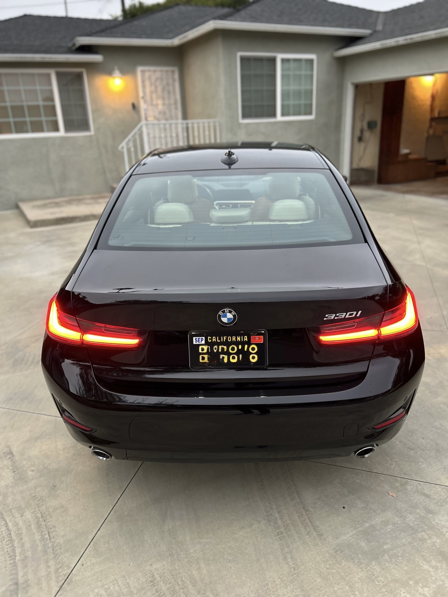 Used 2019 BMW 330i Sedan w/ Convenience Package RWD image 4