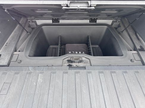 Used 2024 Tesla Cybertruck Cyberbeast image 10