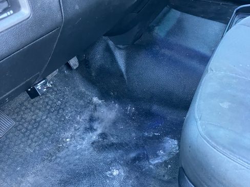 Used 2017 RAM 2500 Tradesman w/ Chrome Appearance Group image 10