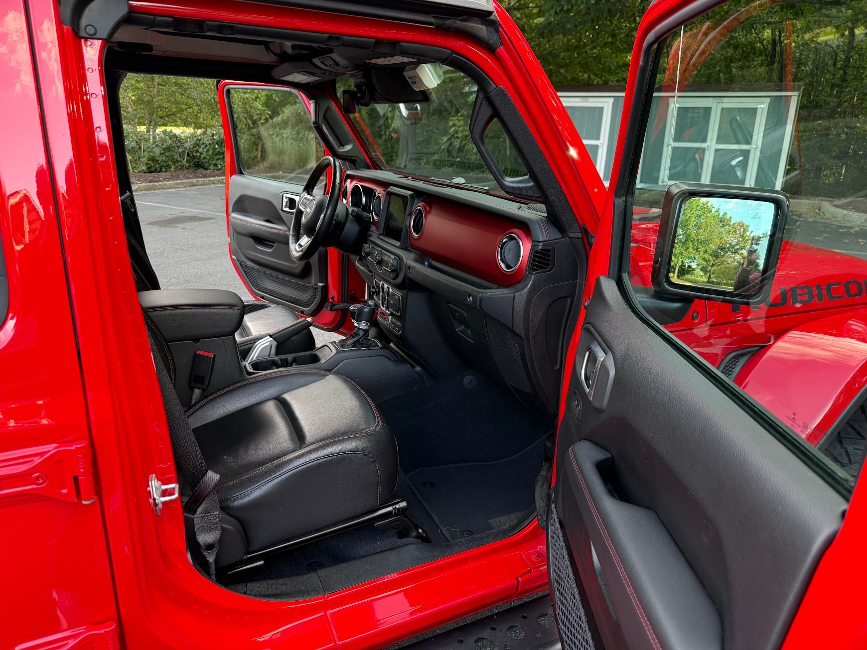 Used 2020 Jeep Gladiator Rubicon AWD/4WD image 22