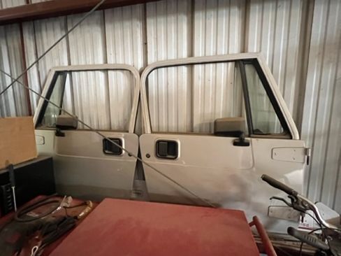 Used 1995 Jeep Wrangler SE image 7