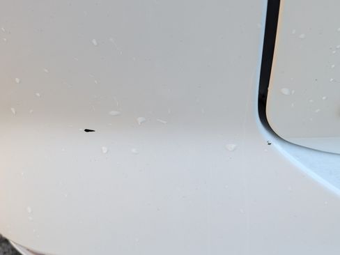 Used 2019 Chevrolet Equinox LT w/ Driver Convenience Package image 17