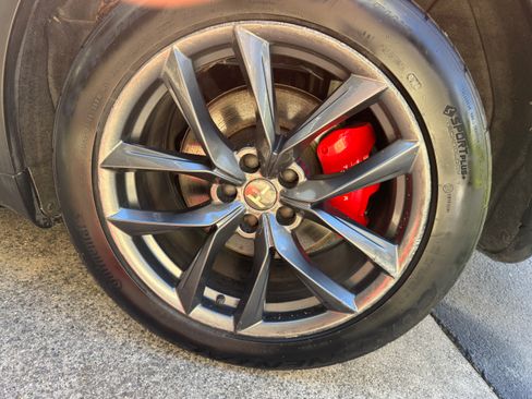 Used 2021 Tesla Model Y Performance image 23