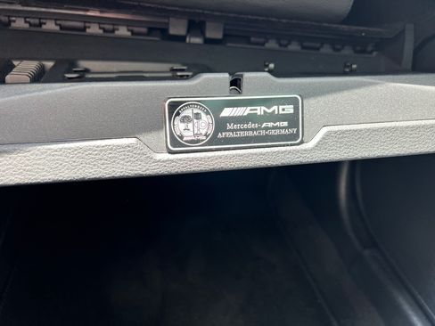 Used 2010 Mercedes-Benz E 550 Coupe image 15