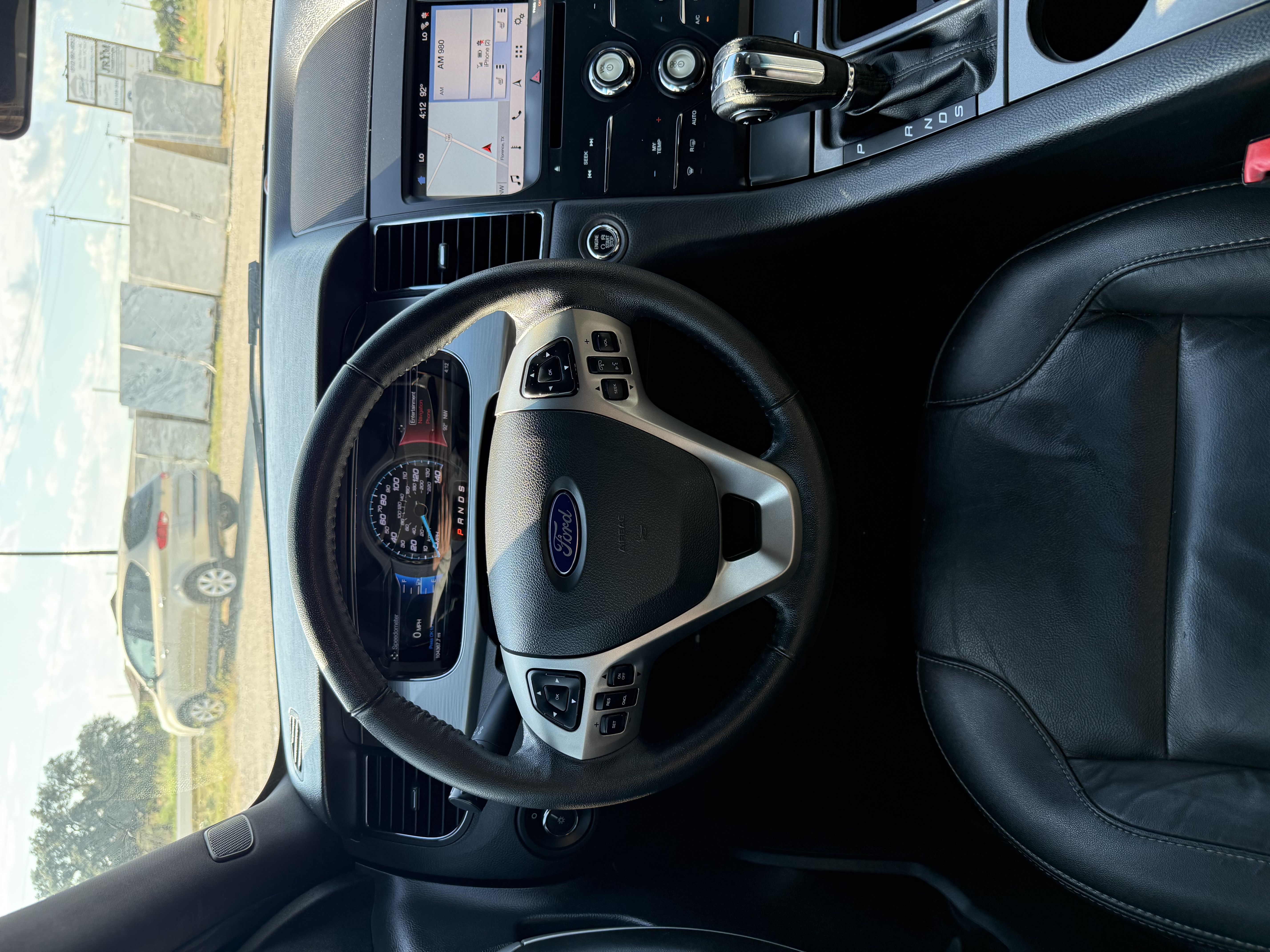 Used 2019 Ford Taurus SEL w/ Equipment Group 201A FWD image 14