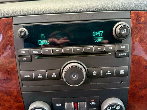 Used 2011 Chevrolet Tahoe LS image 20