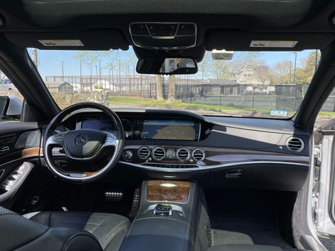 Used 2016 Mercedes-Benz S 550 4MATIC Sedan image 23