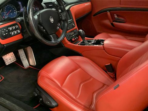 Used 2012 Maserati GranTurismo S RWD image 5