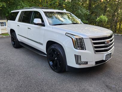 Used 2019 Cadillac Escalade ESV Luxury