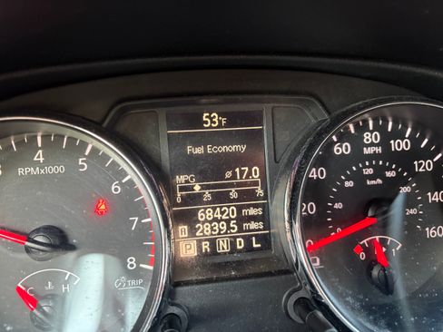 Used 2012 Nissan Rogue SV AWD/4WD image 12