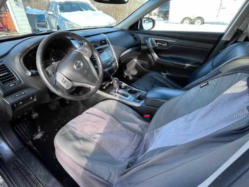 Used 2014 Nissan Altima 2.5 SL w/ Moonroof Package image 8