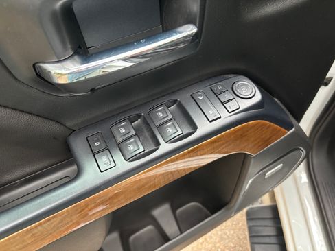 Used 2018 Chevrolet Silverado 1500 LTZ w/ Sport Package AWD/4WD image 22