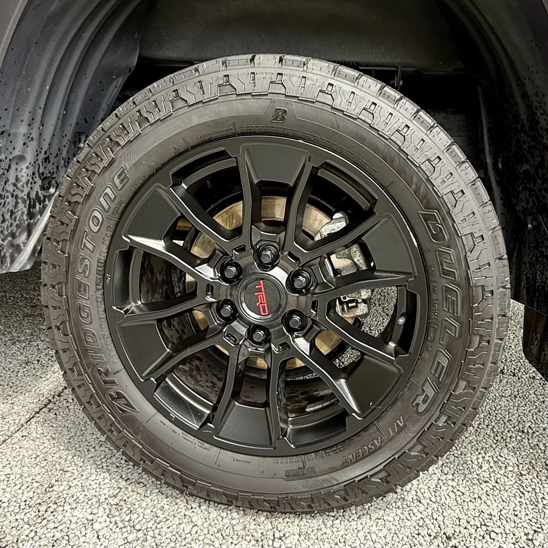 Used 2024 Toyota Tundra Limited w/ TRD Off-Road Package AWD/4WD image 18