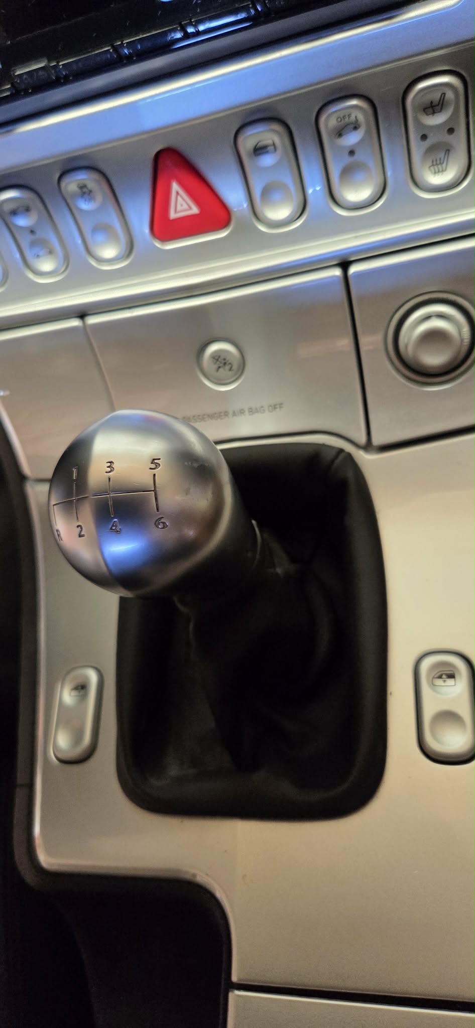 Used 2004 Chrysler Crossfire Coupe RWD image 14