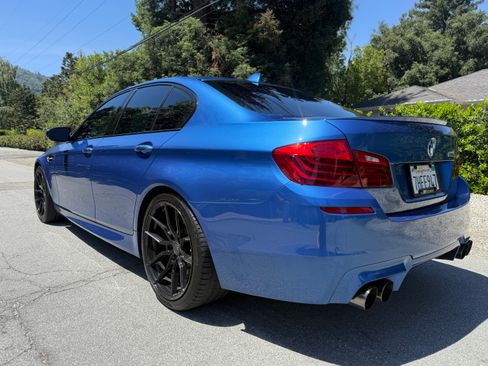 Used 2014 BMW M5 RWD image 4