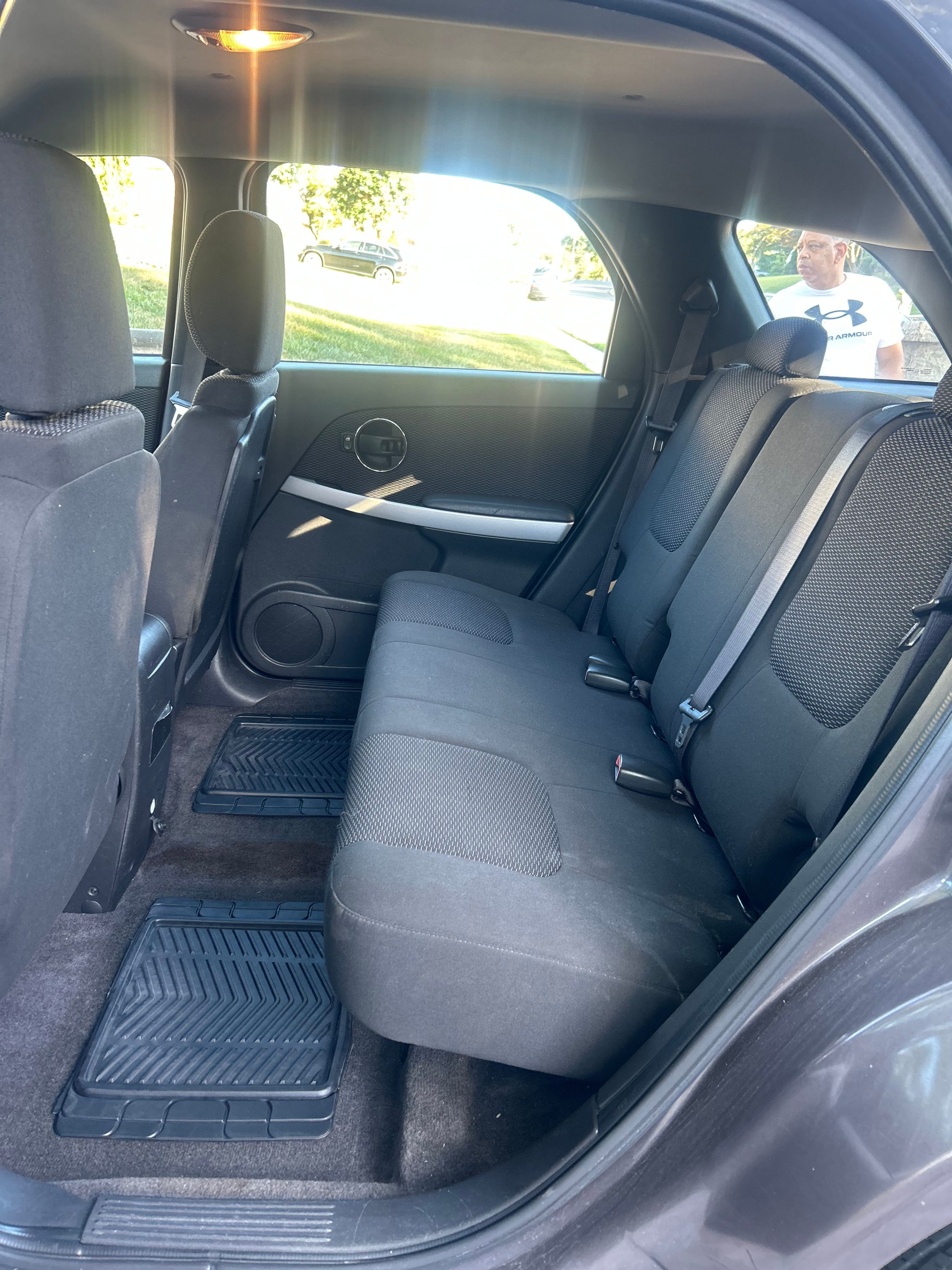 Used 2007 Pontiac Torrent AWD image 11