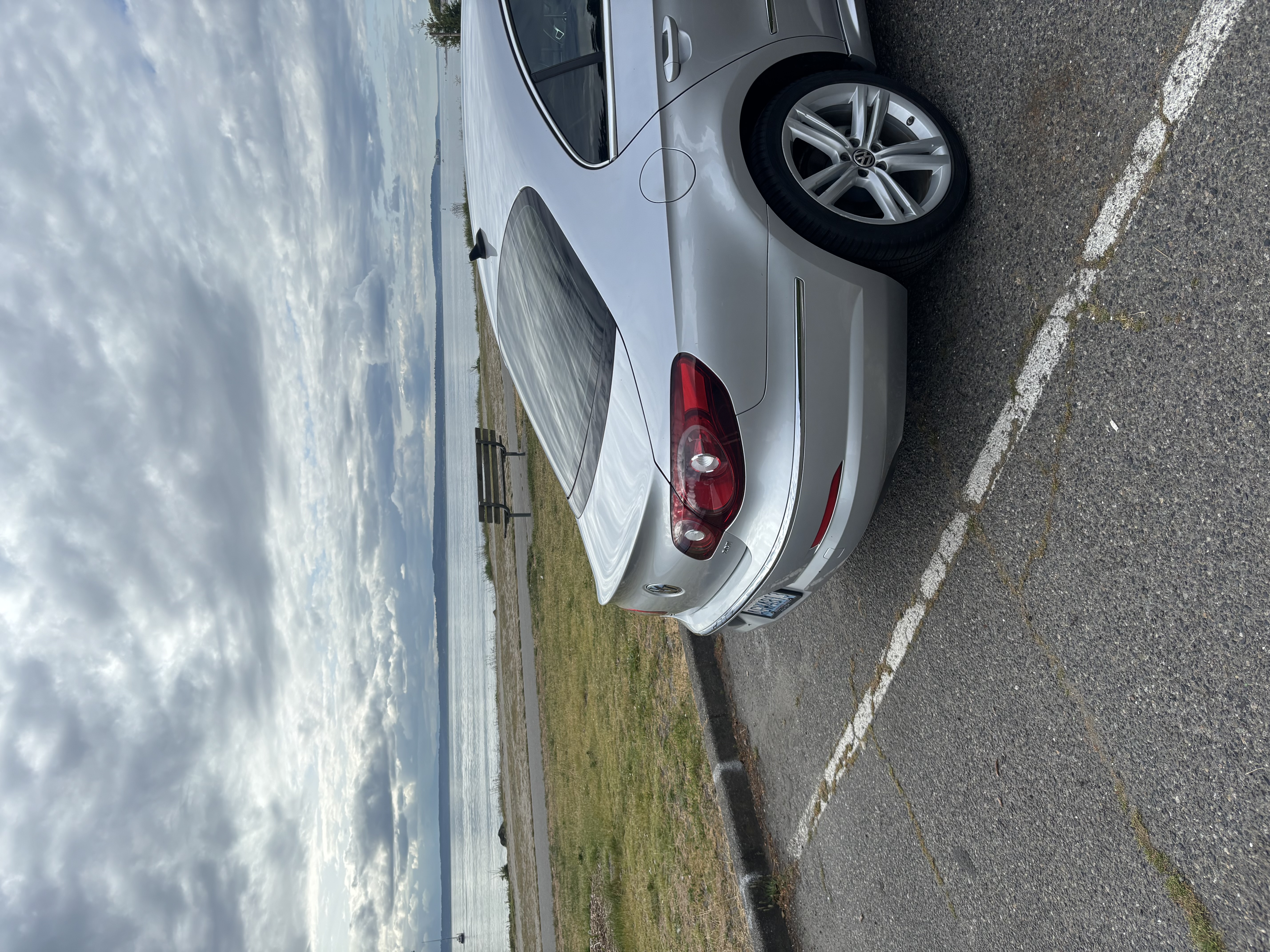 Used 2012 Volkswagen CC R-Line FWD image 24