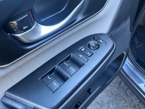 Used 2019 Honda CR-V EX image 14