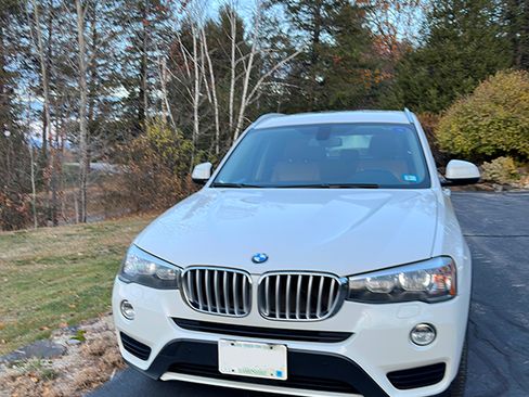 Used 2015 BMW X3 xDrive28i image 2