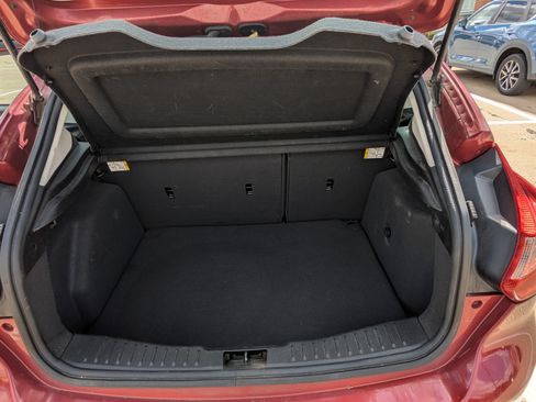 Used 2014 Ford Focus SE w/ Equipment Group 201A image 12