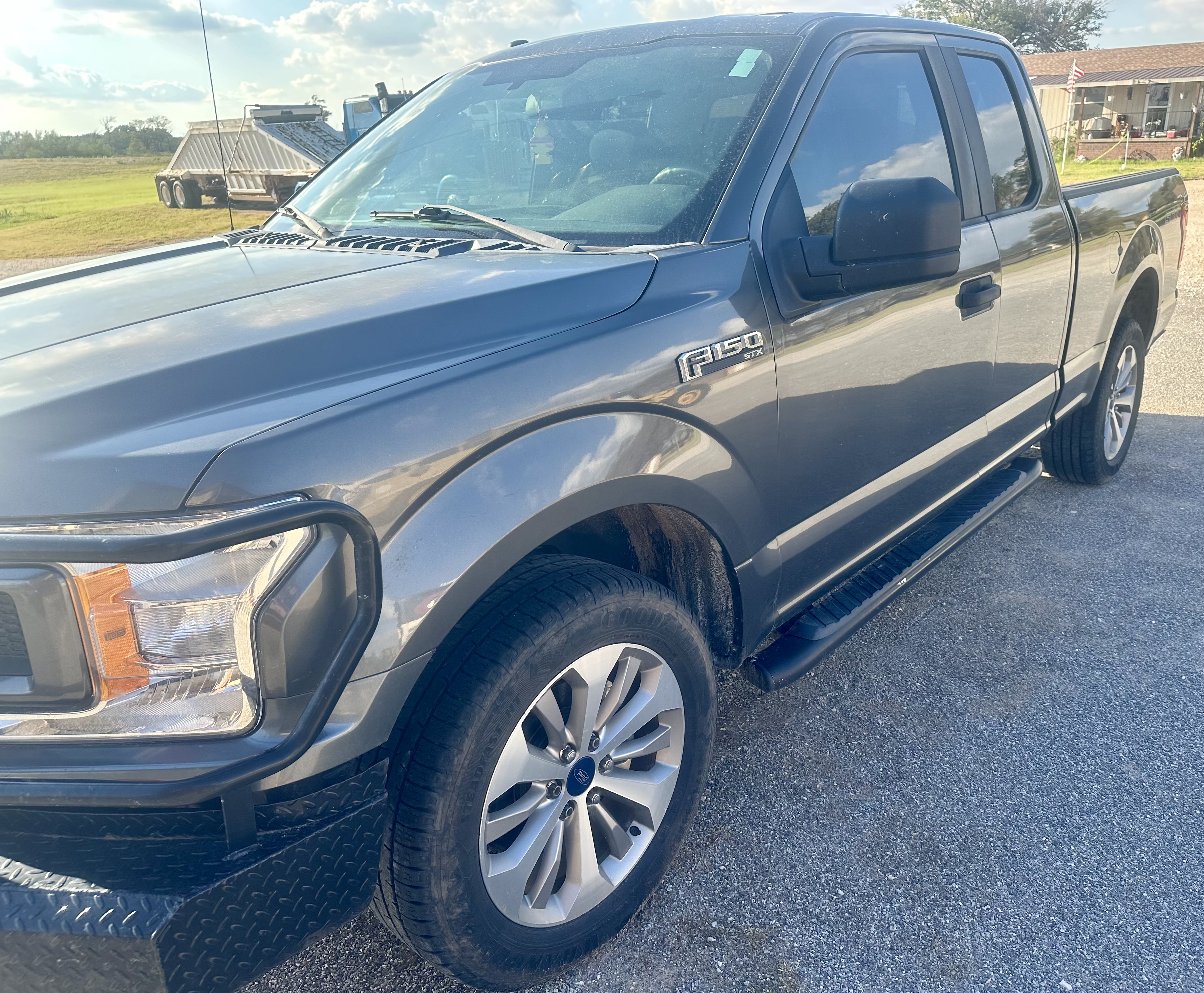 Used 2018 Ford F150 XL w/ Equipment Group 101A Mid AWD/4WD image 1