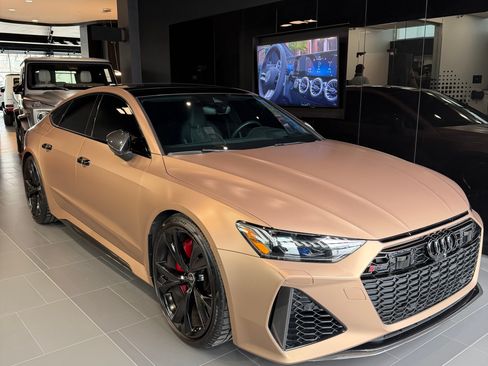 Used 2021 Audi RS 7 Sportback w/ Carbon Optic Package AWD/4WD image 6