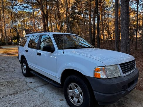 Used 2003 Ford Explorer Sport XLS image 1