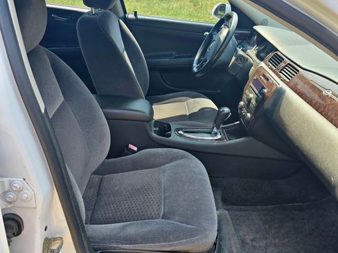 Used 2012 Chevrolet Impala LT w/ LT Sunroof Package FWD image 14