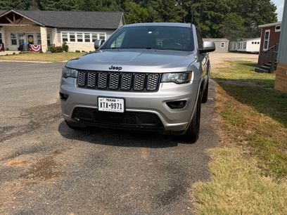 Used 2020 Jeep Grand Cherokee Altitude