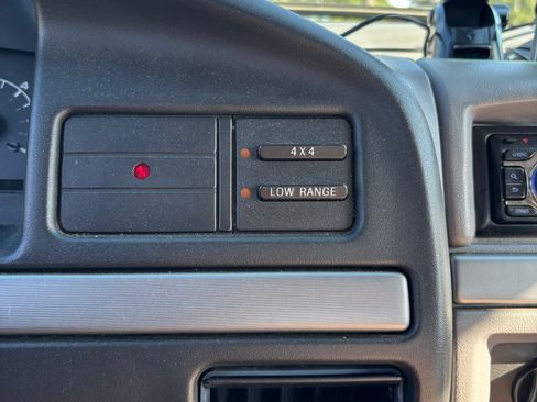 Used 1994 Ford F150 XL AWD/4WD image 12