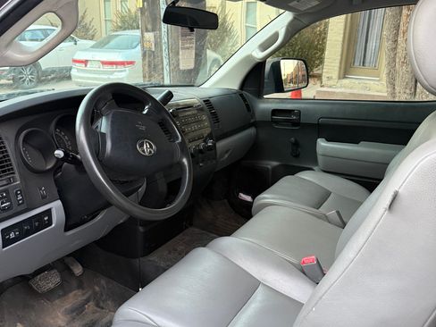 Used 2012 Toyota Tundra 4x4 Regular Cab image 10