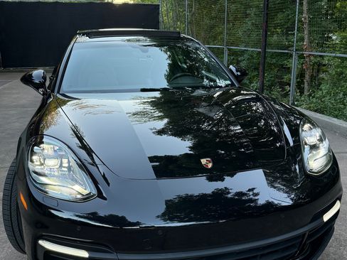 Used 2018 Porsche Panamera 4S AWD/4WD image 4