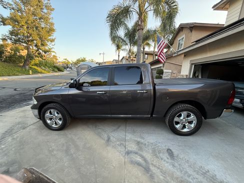 Used 2018 RAM 1500 Big Horn image 2