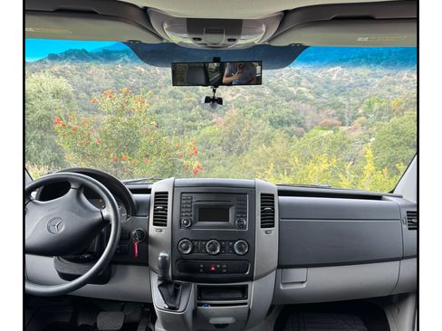 Used 2012 Mercedes-Benz Sprinter 2500 image 15