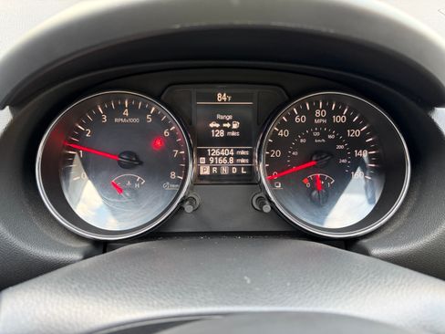 Used 2012 Nissan Rogue S w/ Special Edition Pkg FWD image 15
