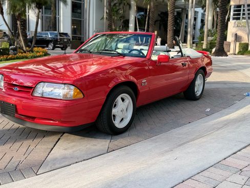 Used 1992 Ford Mustang LX RWD image 18