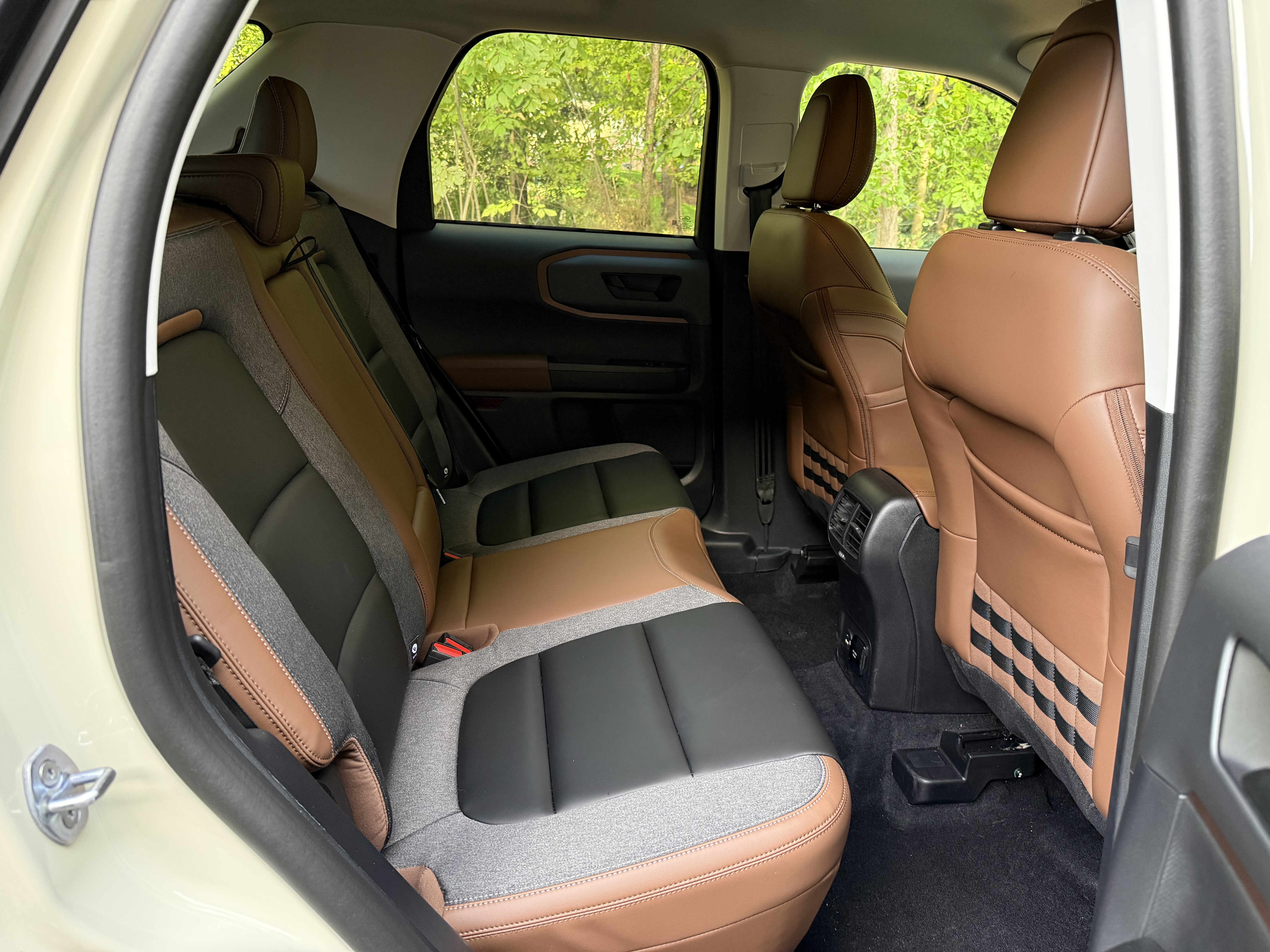Used 2024 Ford Bronco Sport Outer Banks AWD/4WD image 18