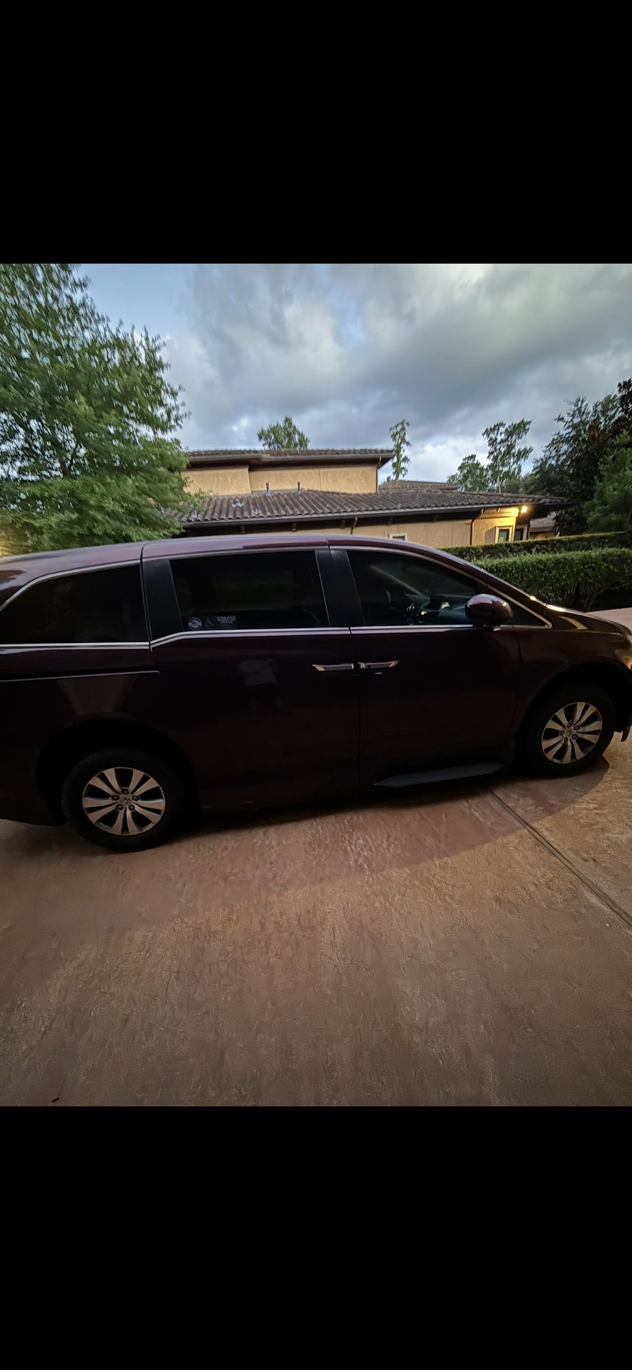 Used 2014 Honda Odyssey EX image 11