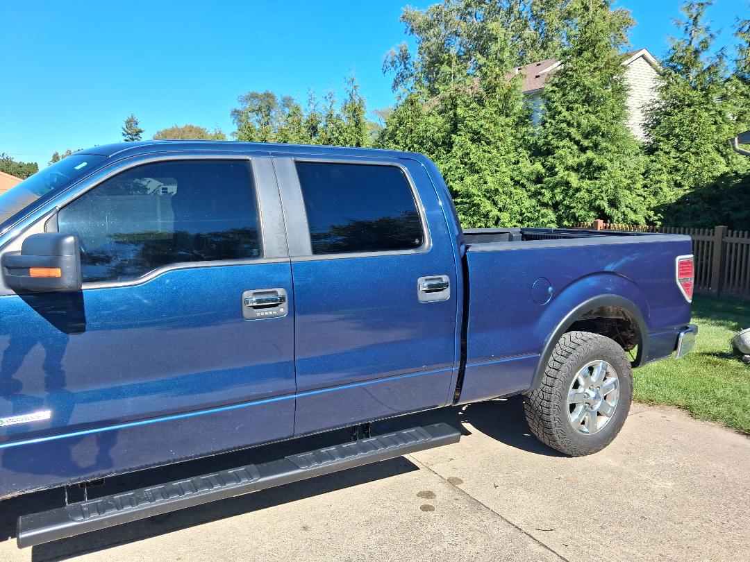 Used 2013 Ford F150 XLT w/ Luxury Equipment Group AWD/4WD image 4