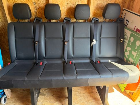 Used 2020 Mercedes-Benz Sprinter 1500 image 15