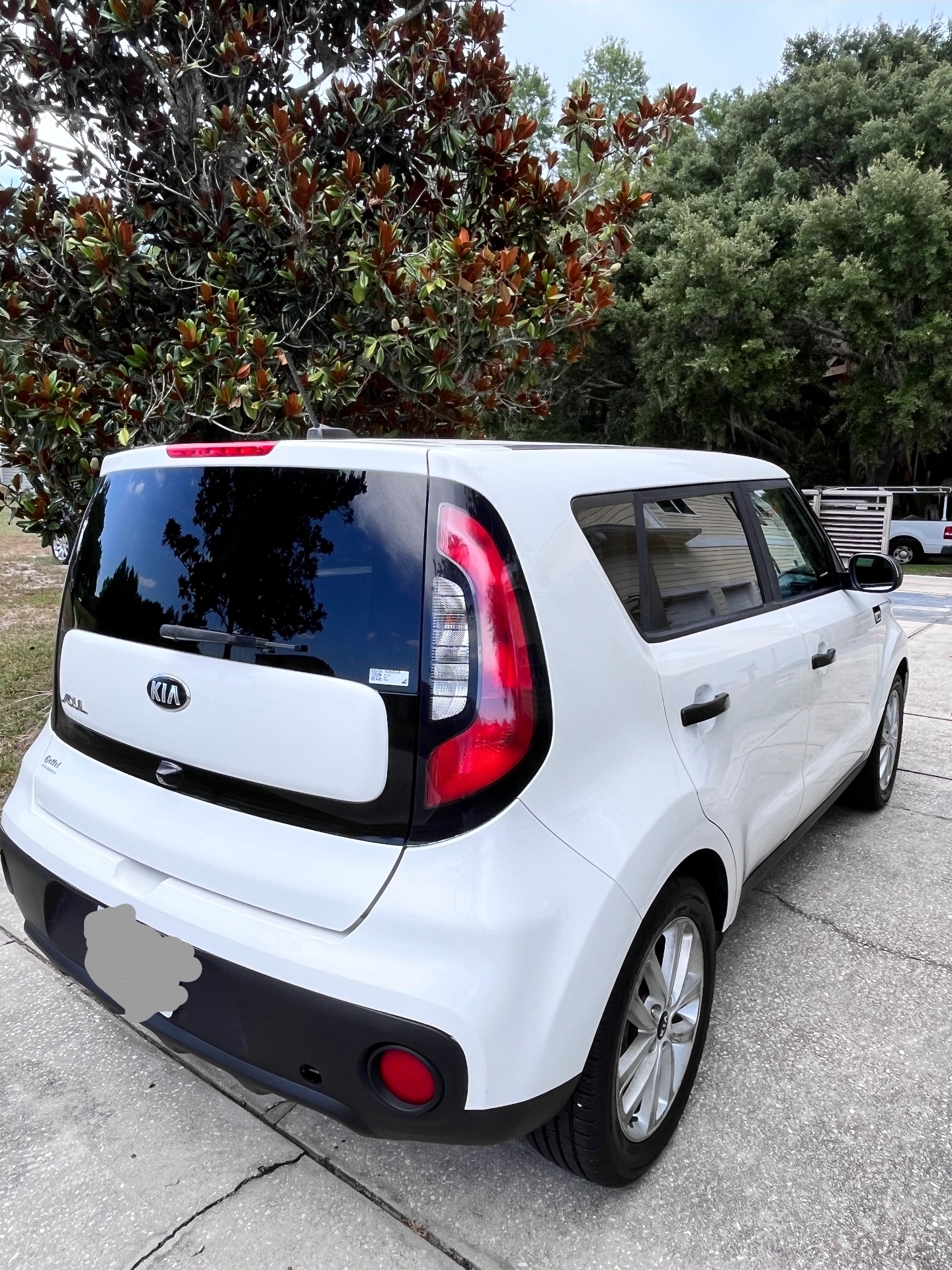 Used 2019 Kia Soul + FWD image 15
