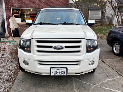 Used 2008 Ford Expedition Limited image 1